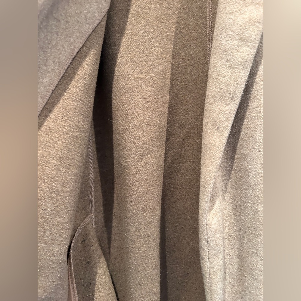 Beige Open Coat (no buttons) from Zara Size Medium - Picture 4 of 9